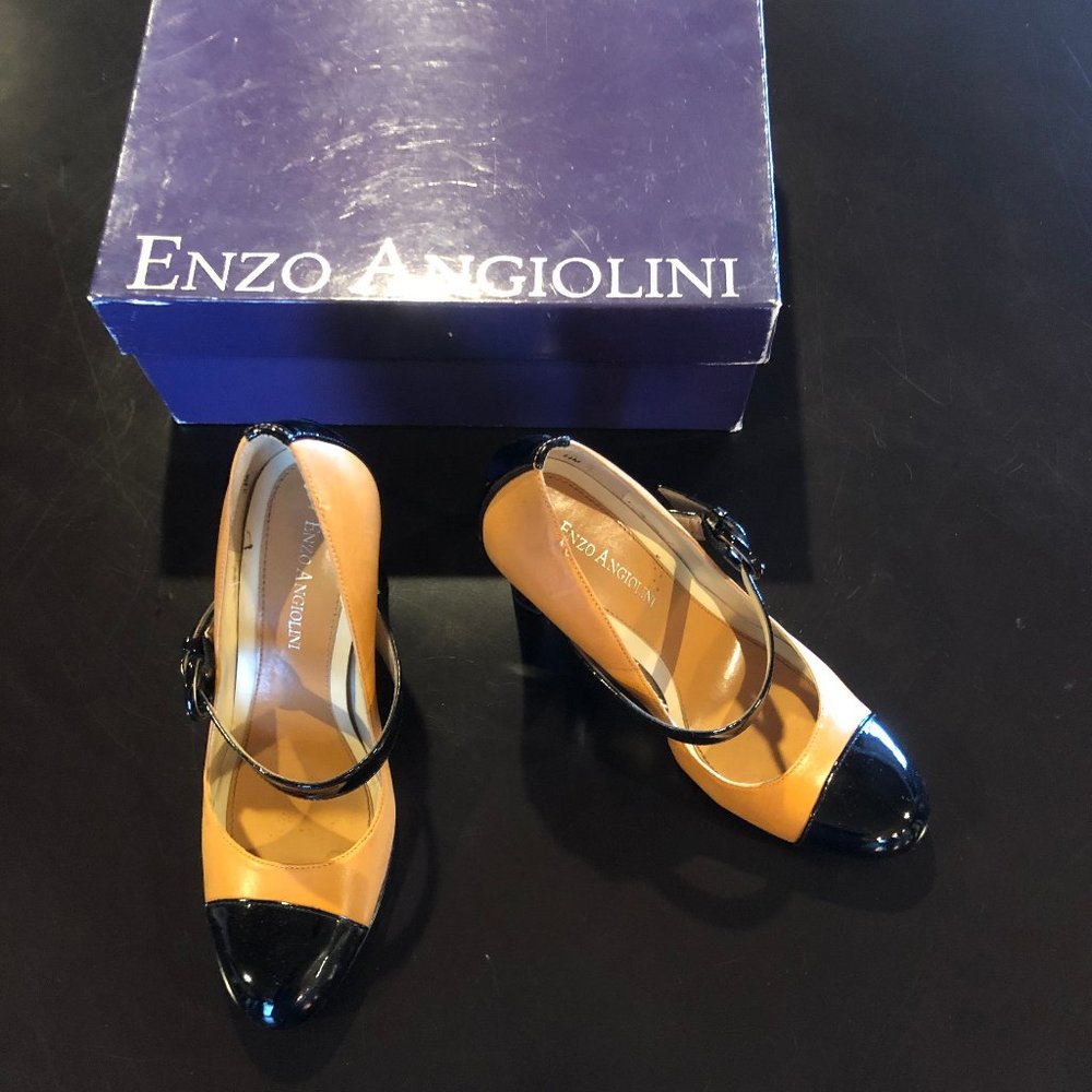 2-Tone Black & Mustard Mary Jane Pump